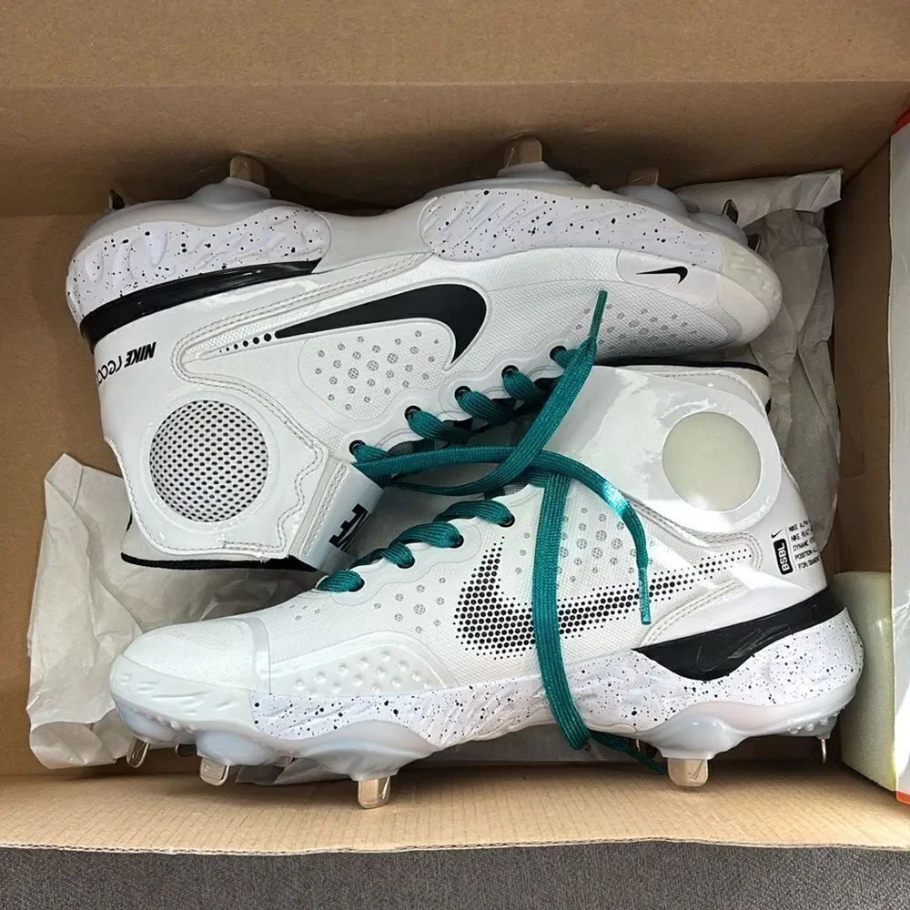 NIKE ALPHA HUARACHE ELITE 3 MID PREMIUM "BASEBALL CLEATS" sz 7 male 81/2 female